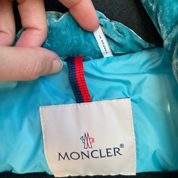 COPY - Moncler Blue velvet puffer coat - Picture 4 of 12